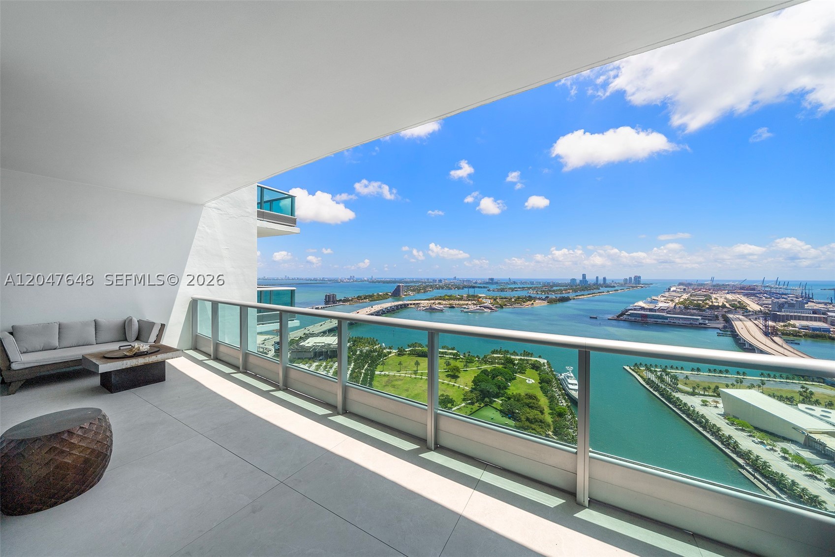 900 Biscayne Blvd #4202, Miami FL 33132