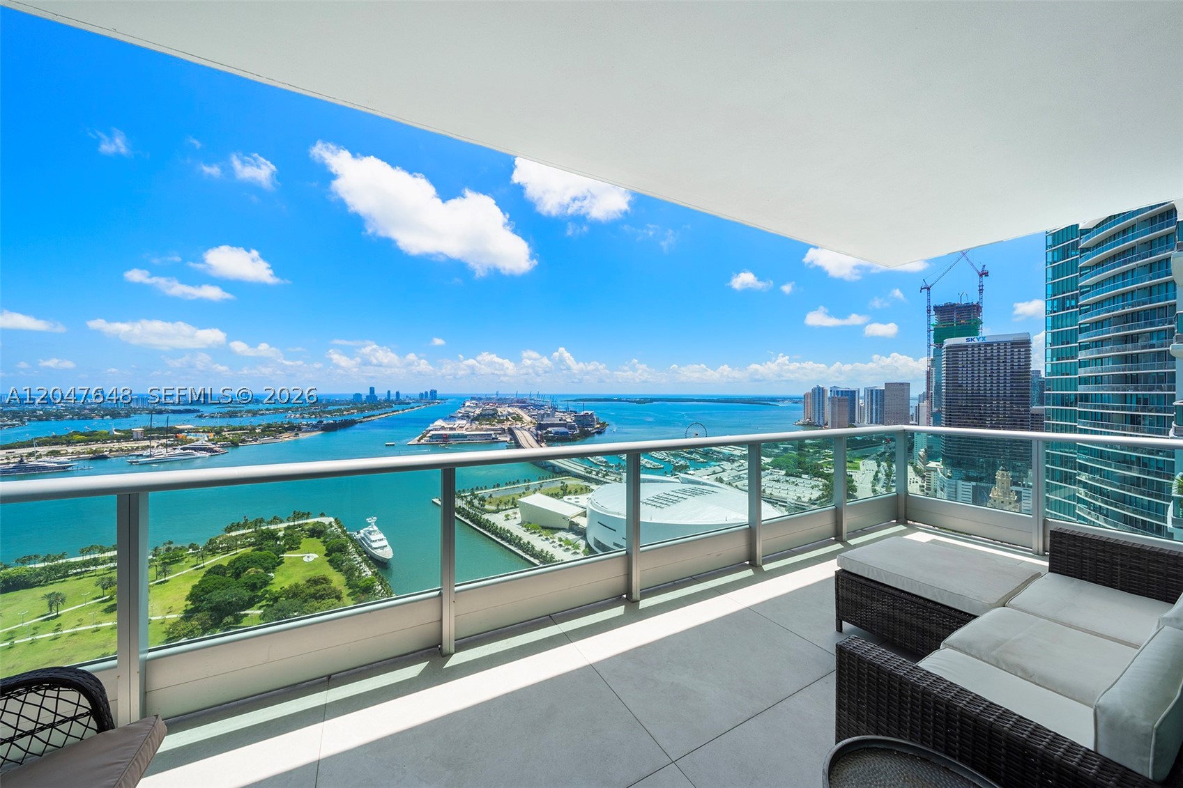 900 Biscayne Blvd #4202, Miami FL 33132