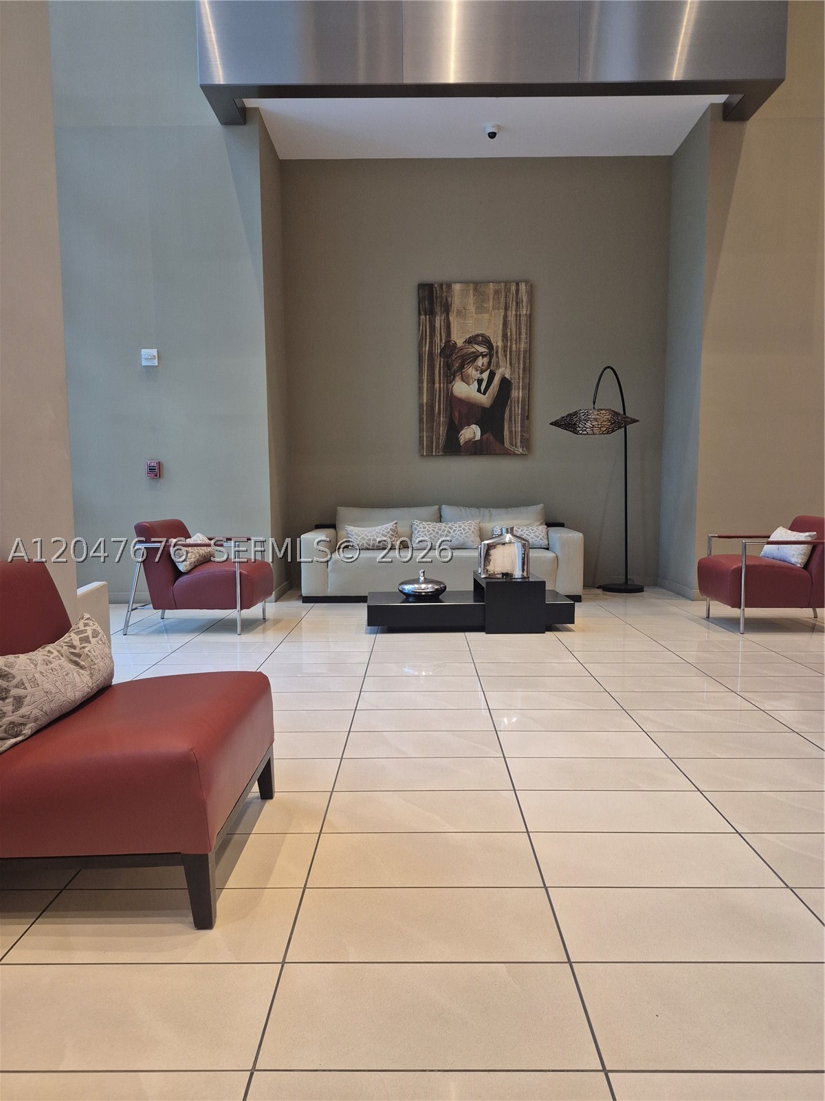 300 S Biscayne Blvd #T-2905, Miami FL 33131