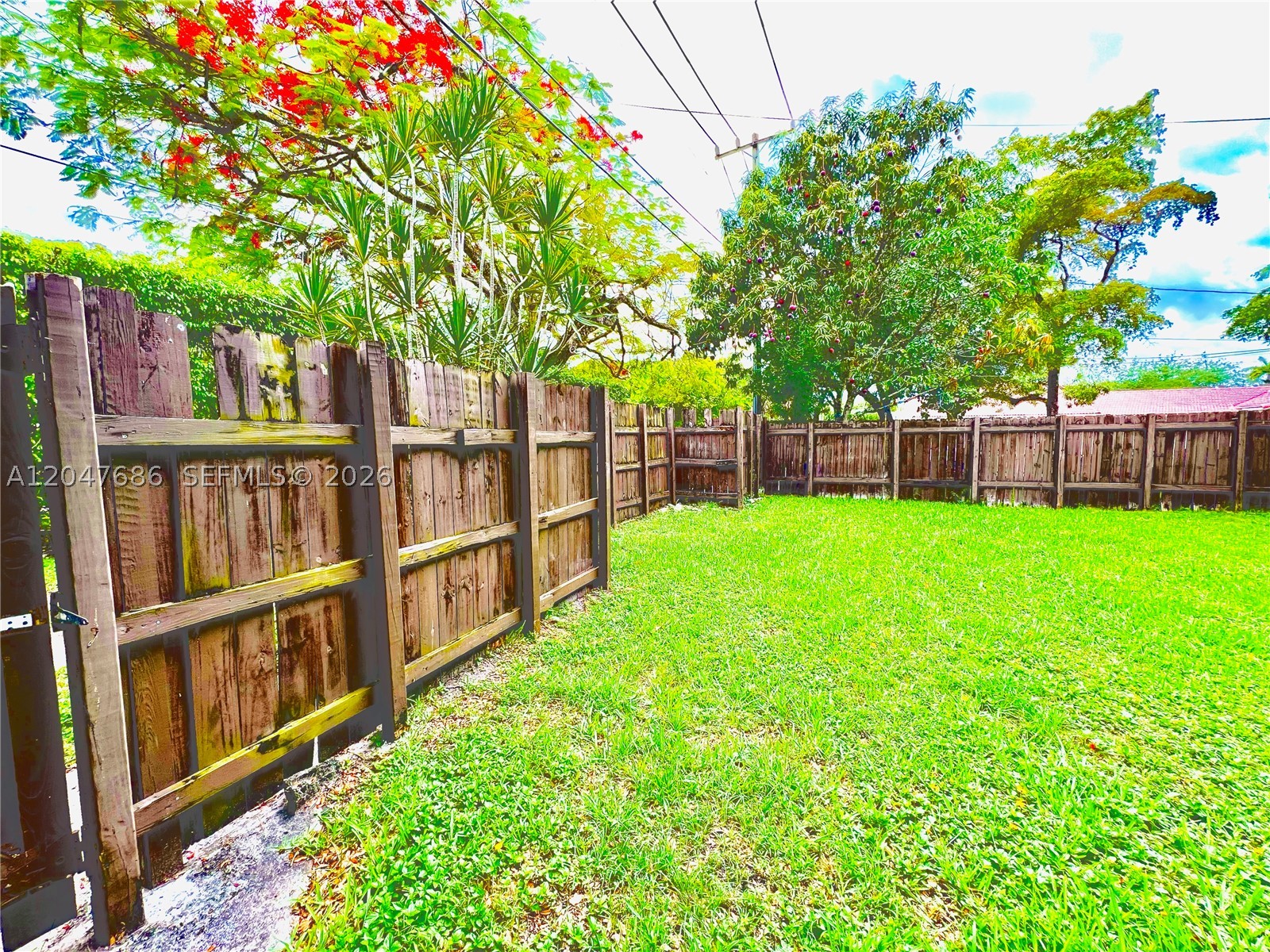 410 Pinecrest Dr #1, Miami Springs FL 33166