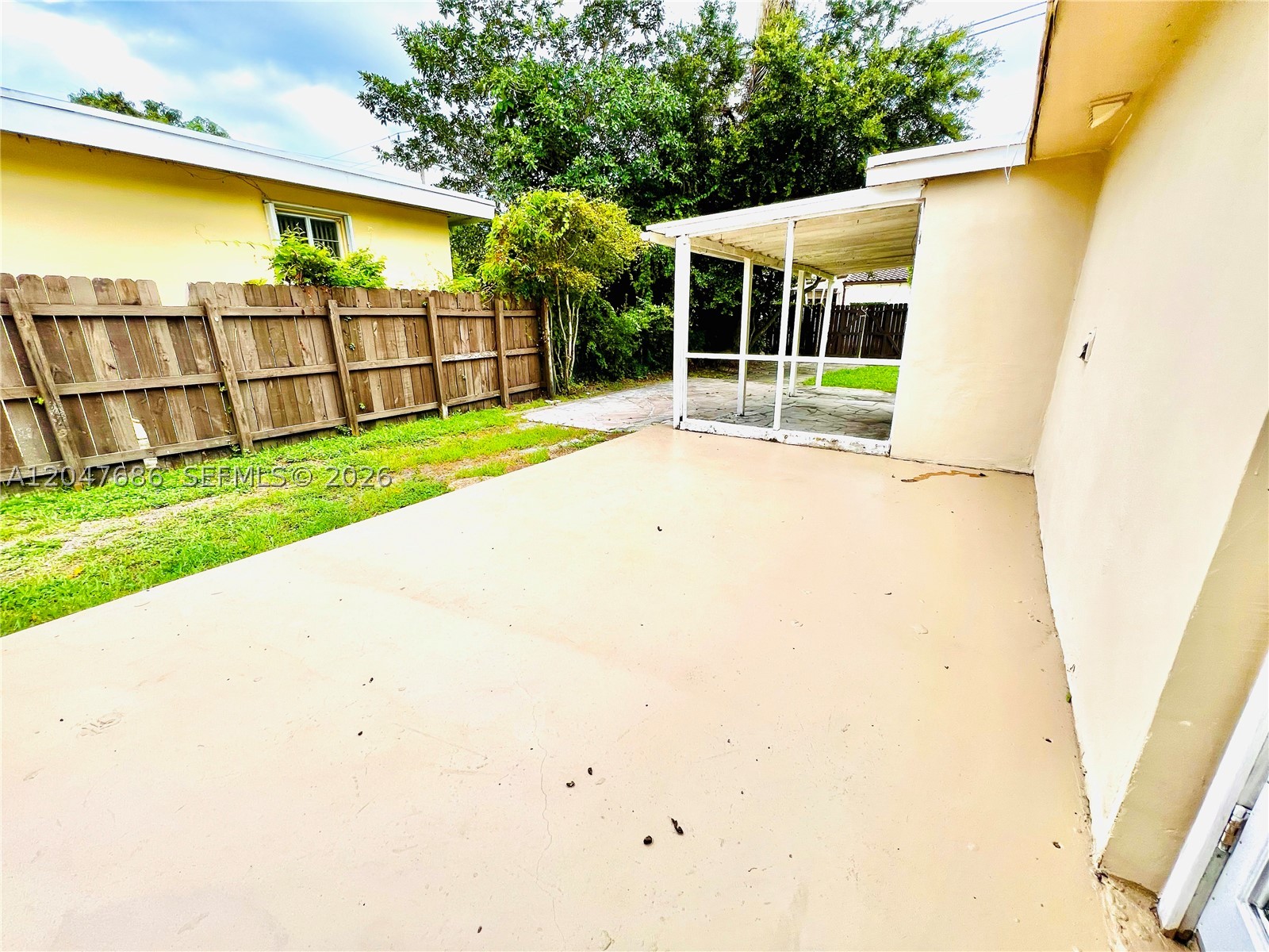 410 Pinecrest Dr #1, Miami Springs FL 33166