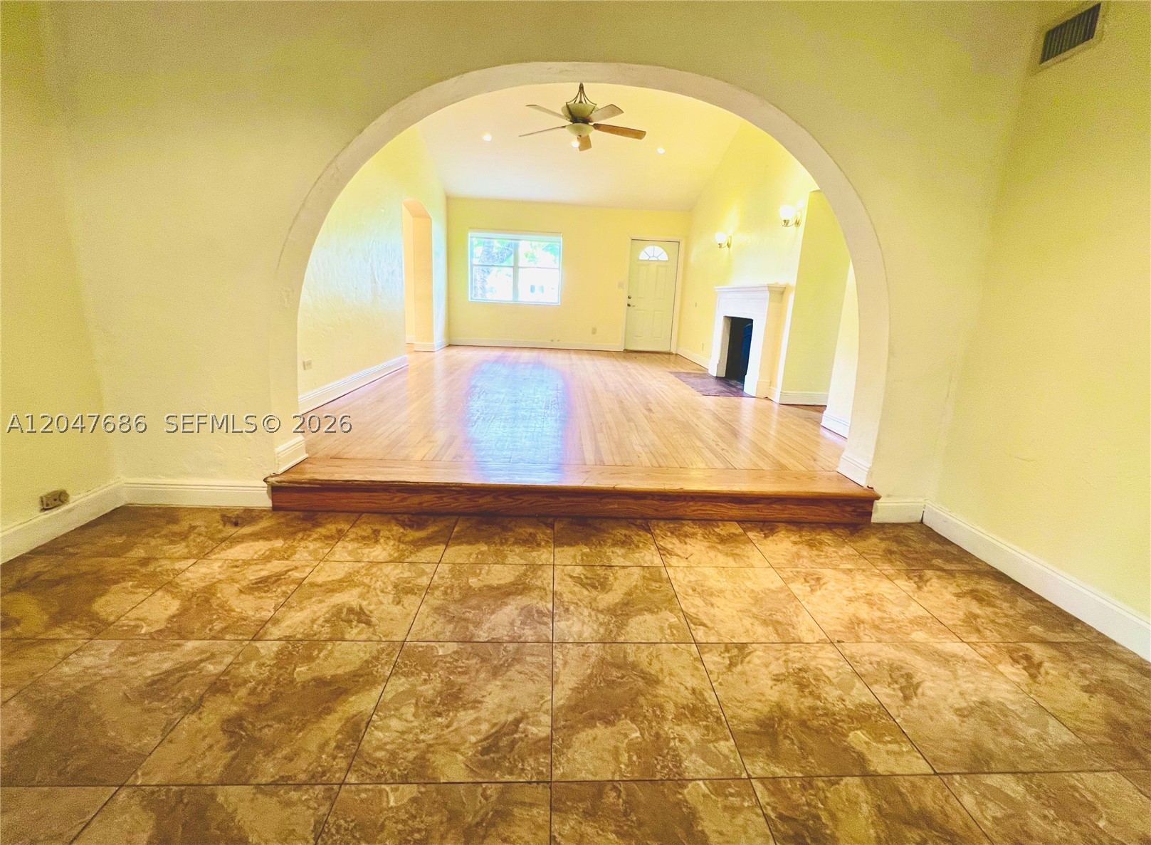 410 Pinecrest Dr #1, Miami Springs FL 33166