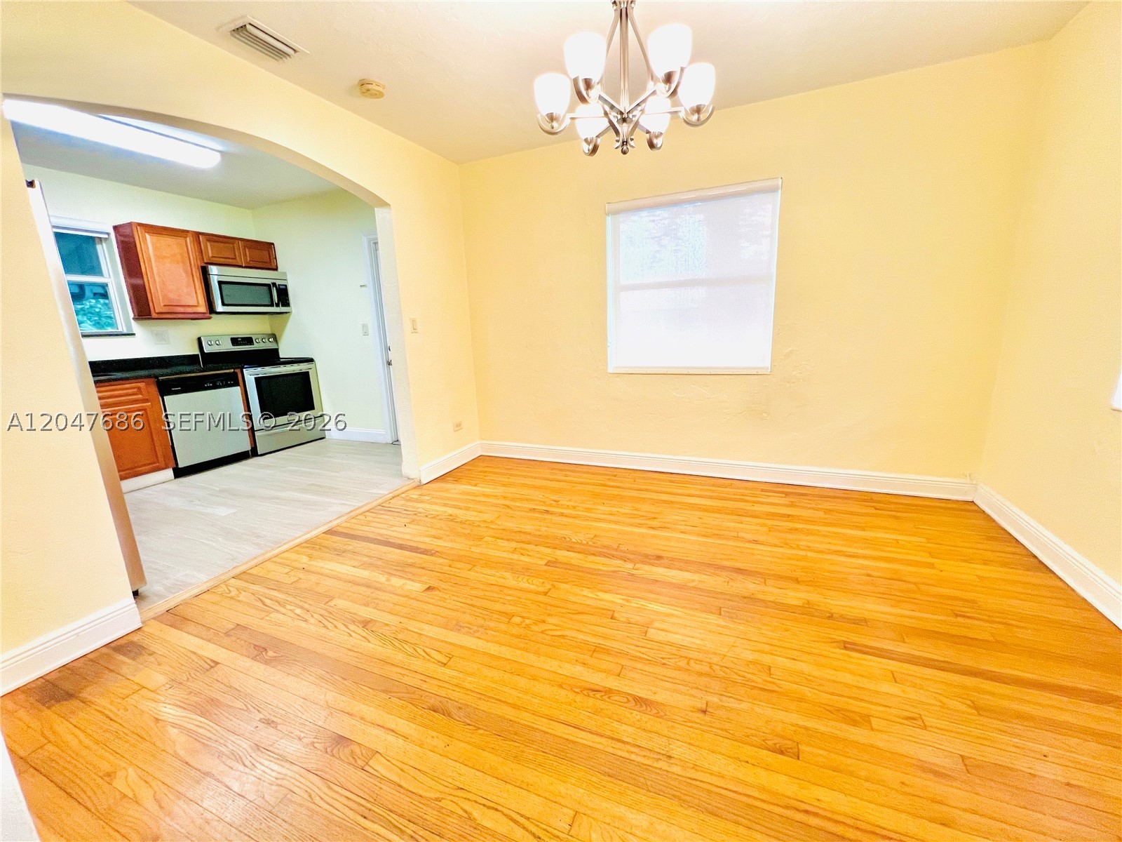 410 Pinecrest Dr #1, Miami Springs FL 33166