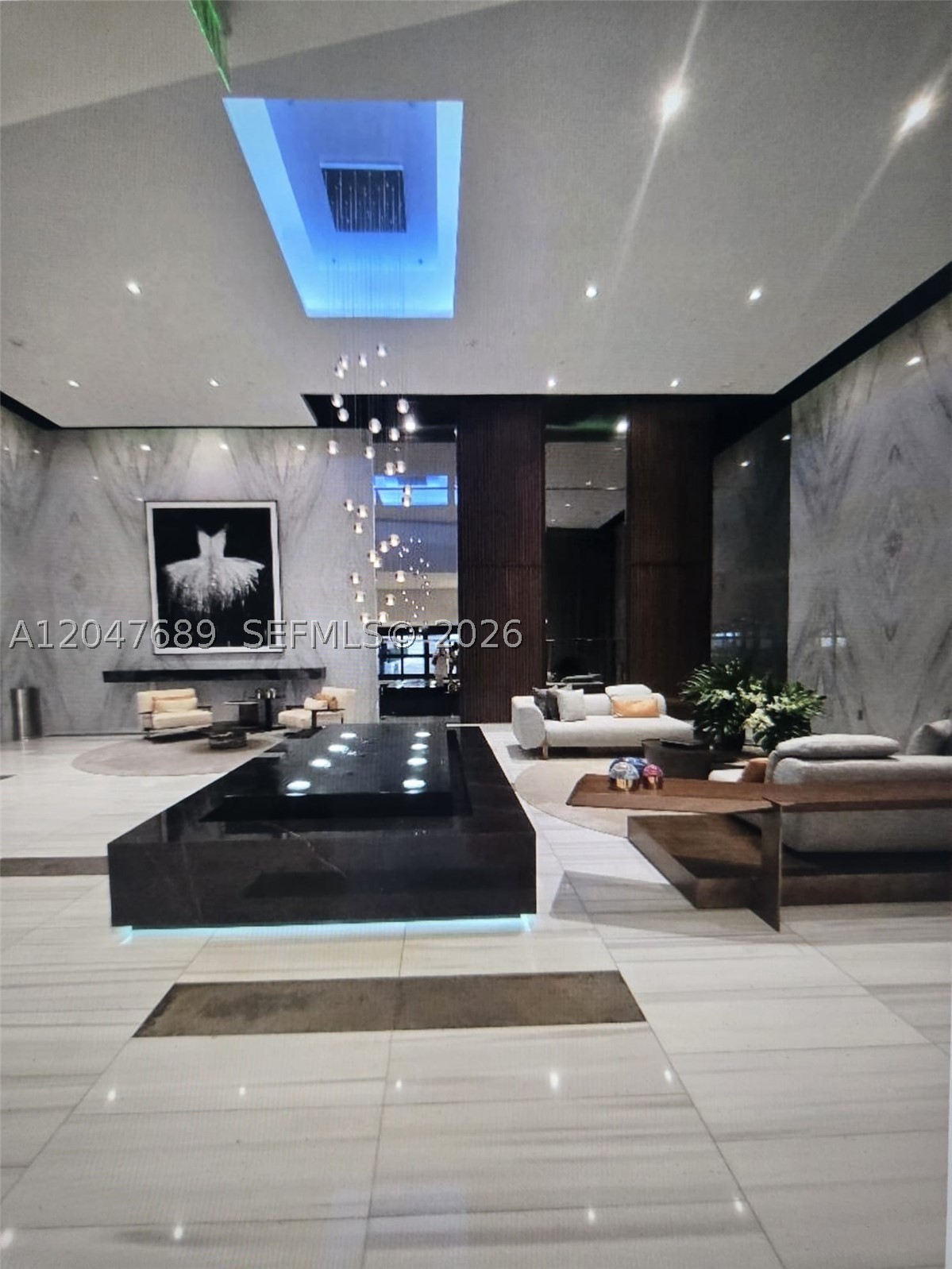 1100 Biscayne Blvd #3708, Miami FL 33132