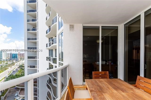 16001 Collins Ave #1106, Sunny Isles Beach FL 33160