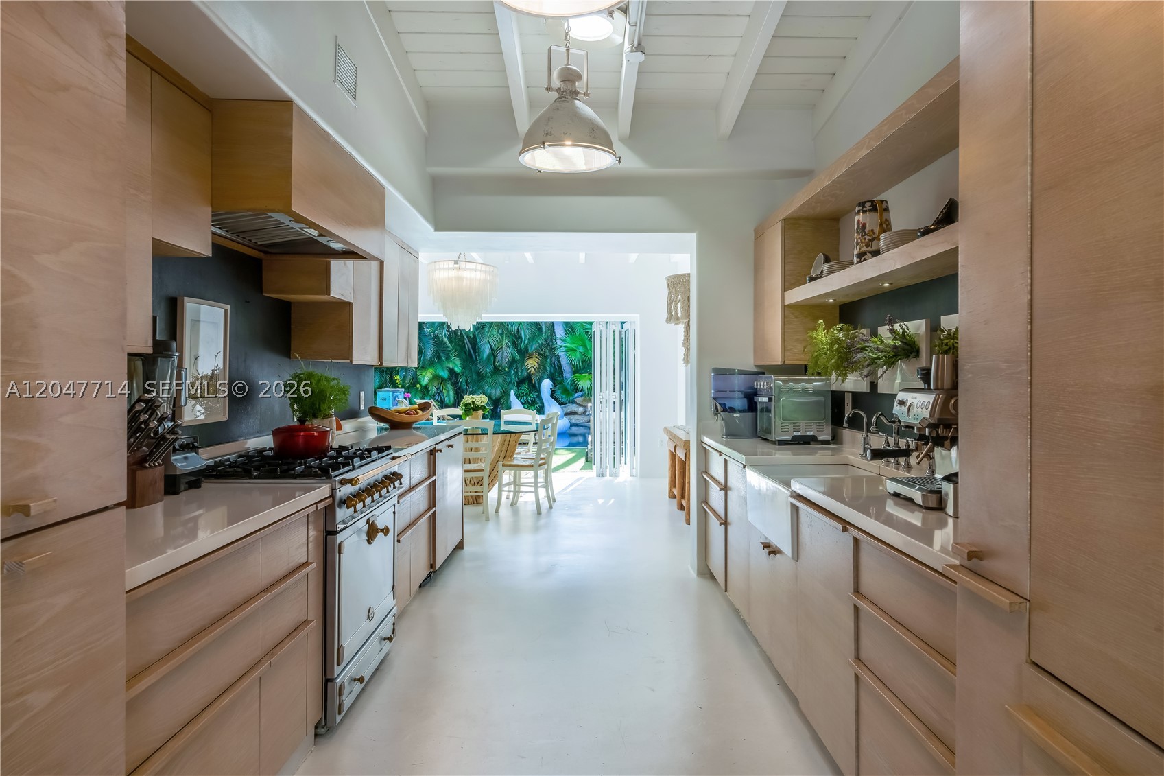330 Gulf Rd, Key Biscayne FL 33149
