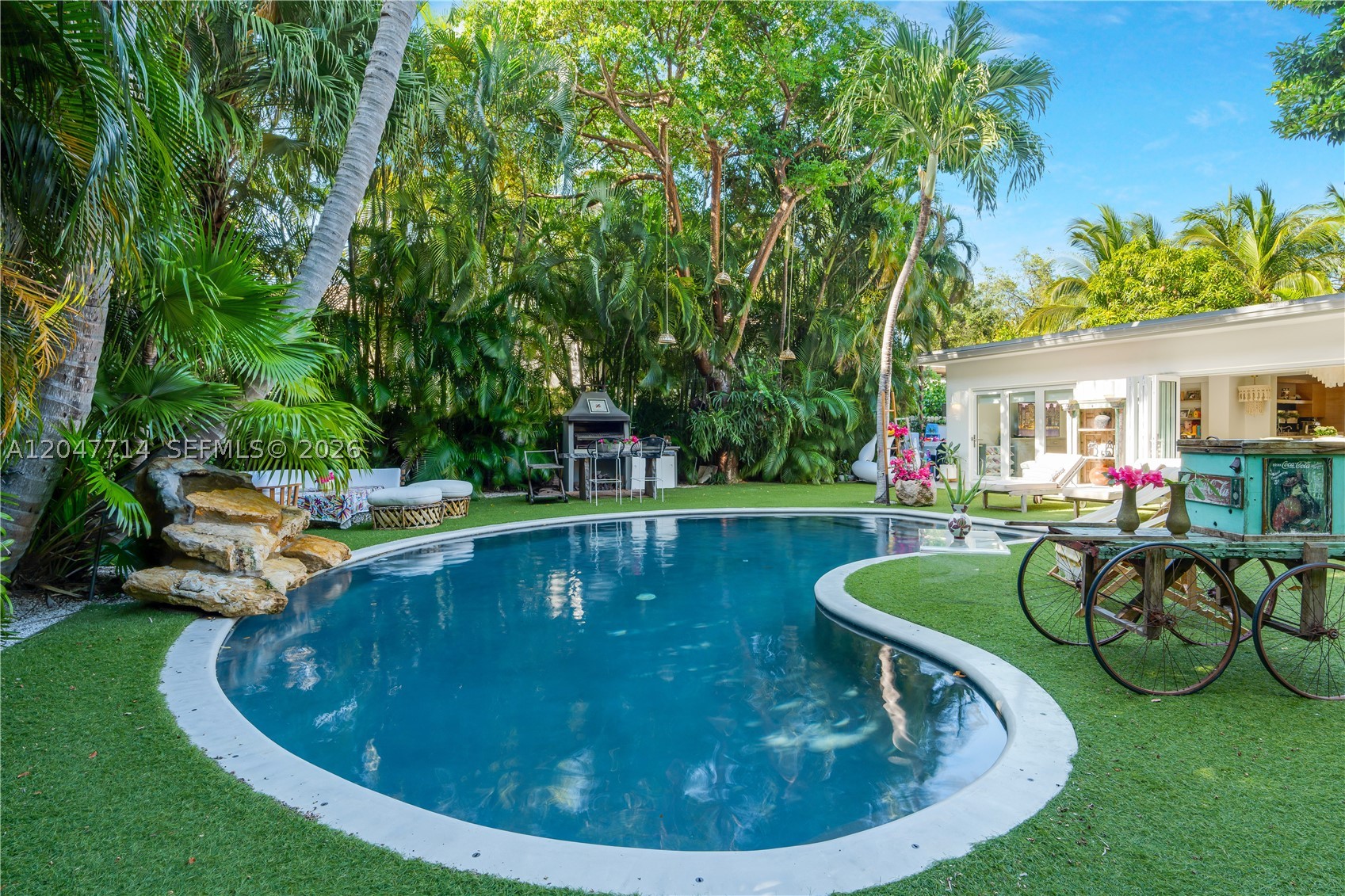 330 Gulf Rd, Key Biscayne FL 33149