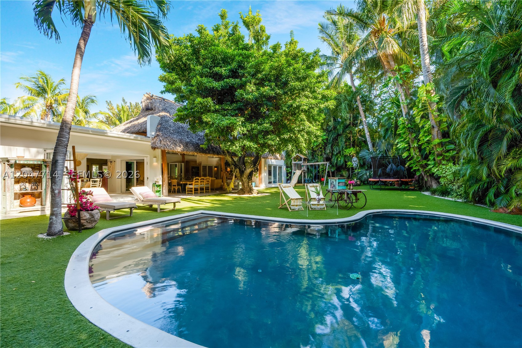 330 Gulf Rd, Key Biscayne FL 33149