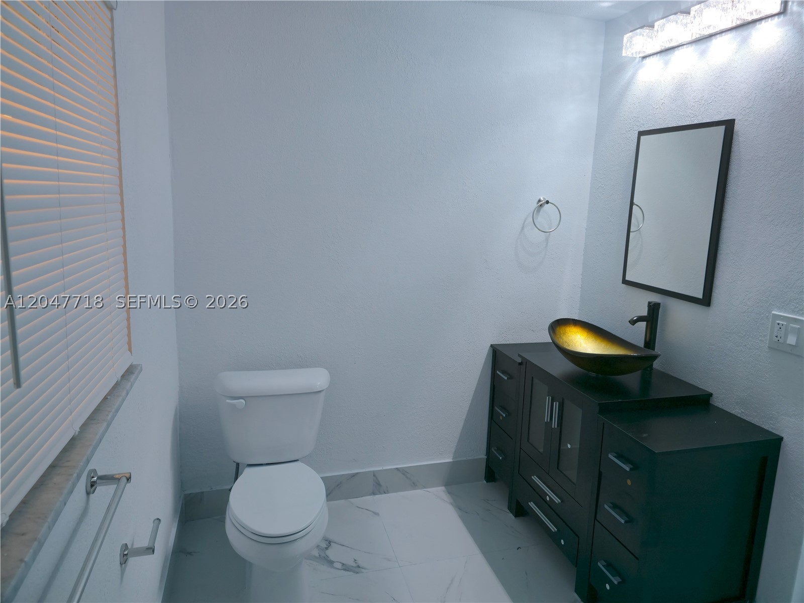 7771 NW 46th St, Lauderhill FL 33351