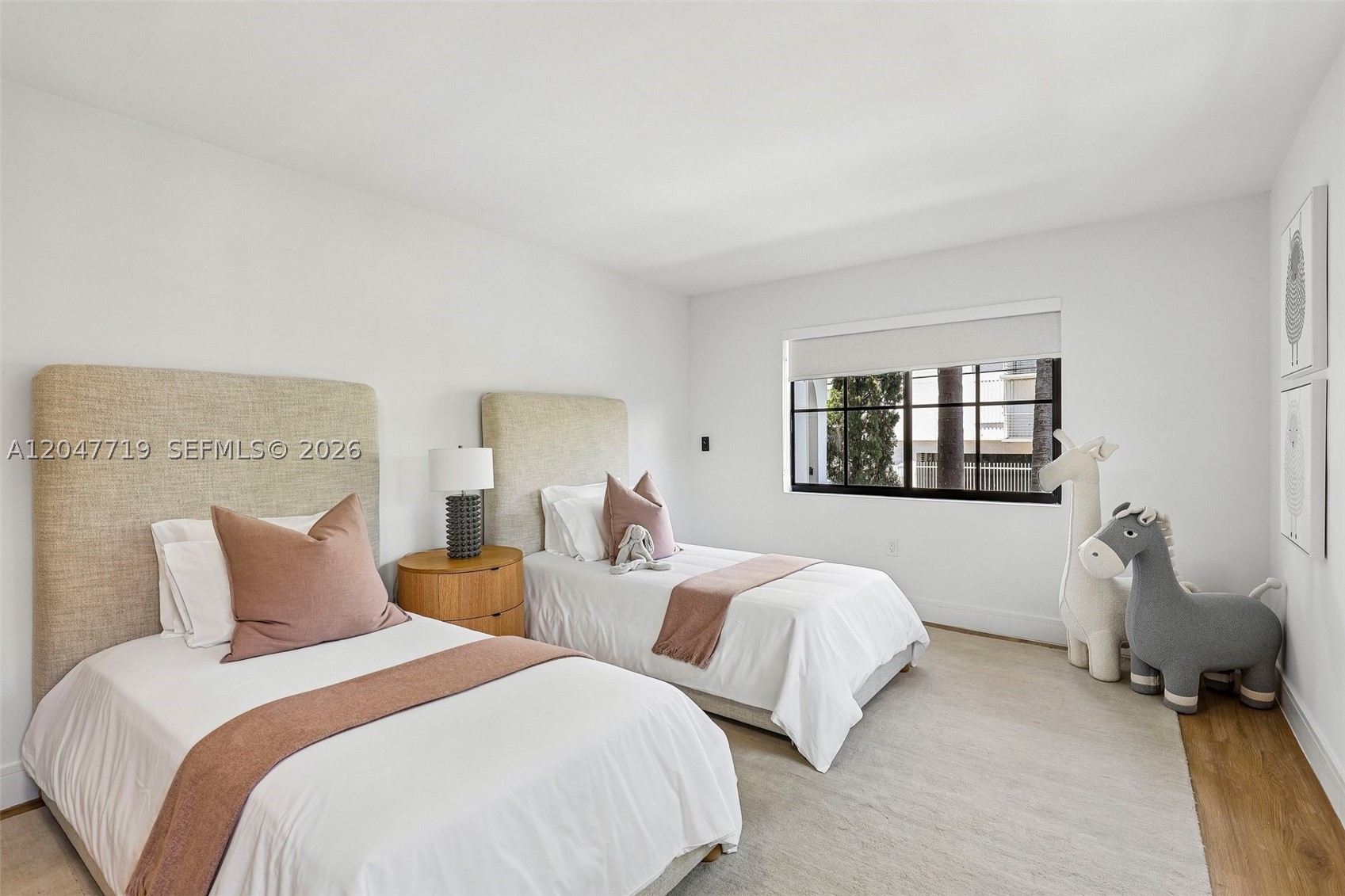 7811 Carlyle Ave, Miami Beach FL 33141