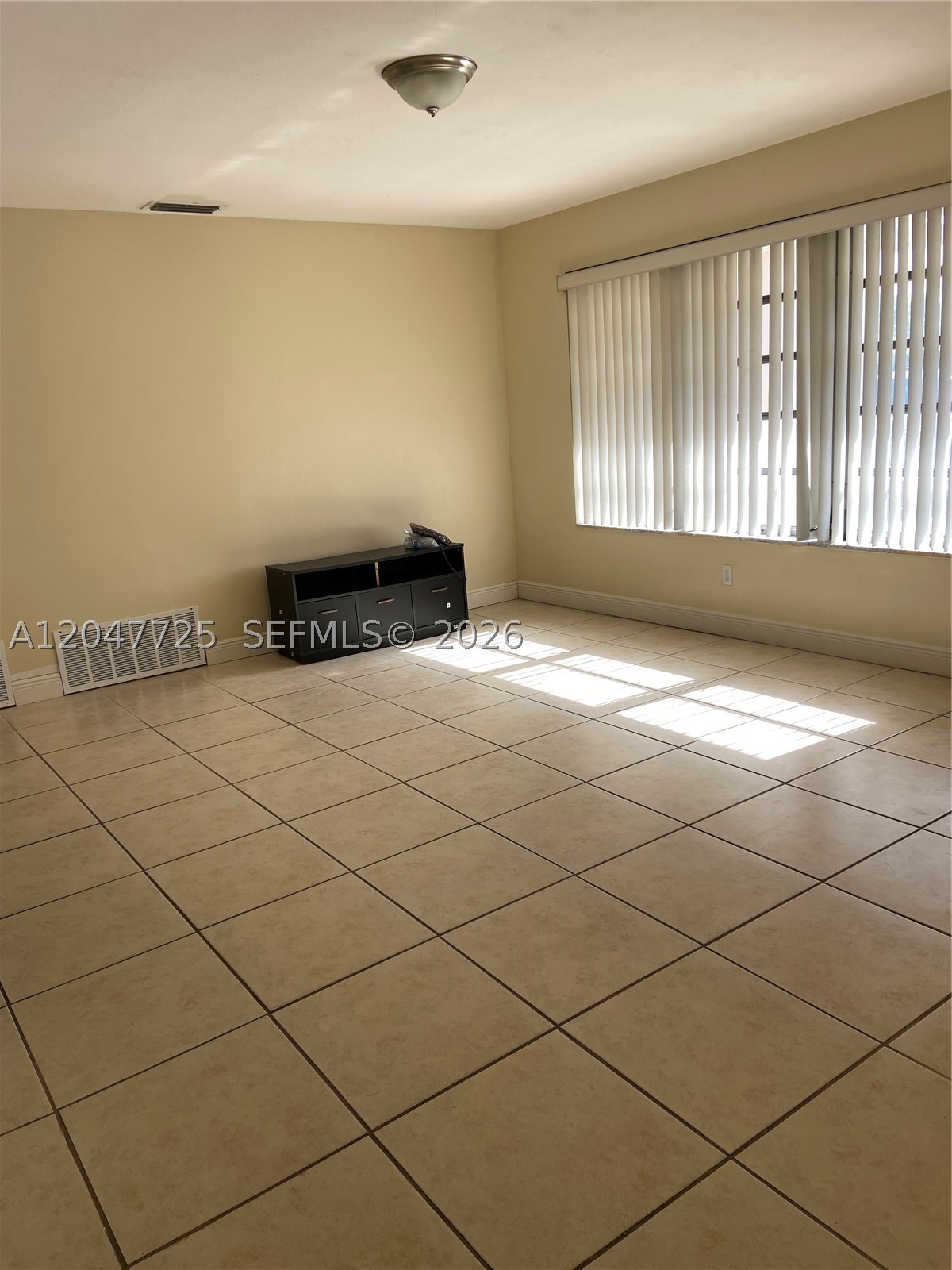 800 NW 76th Ave, Pembroke Pines FL 33024