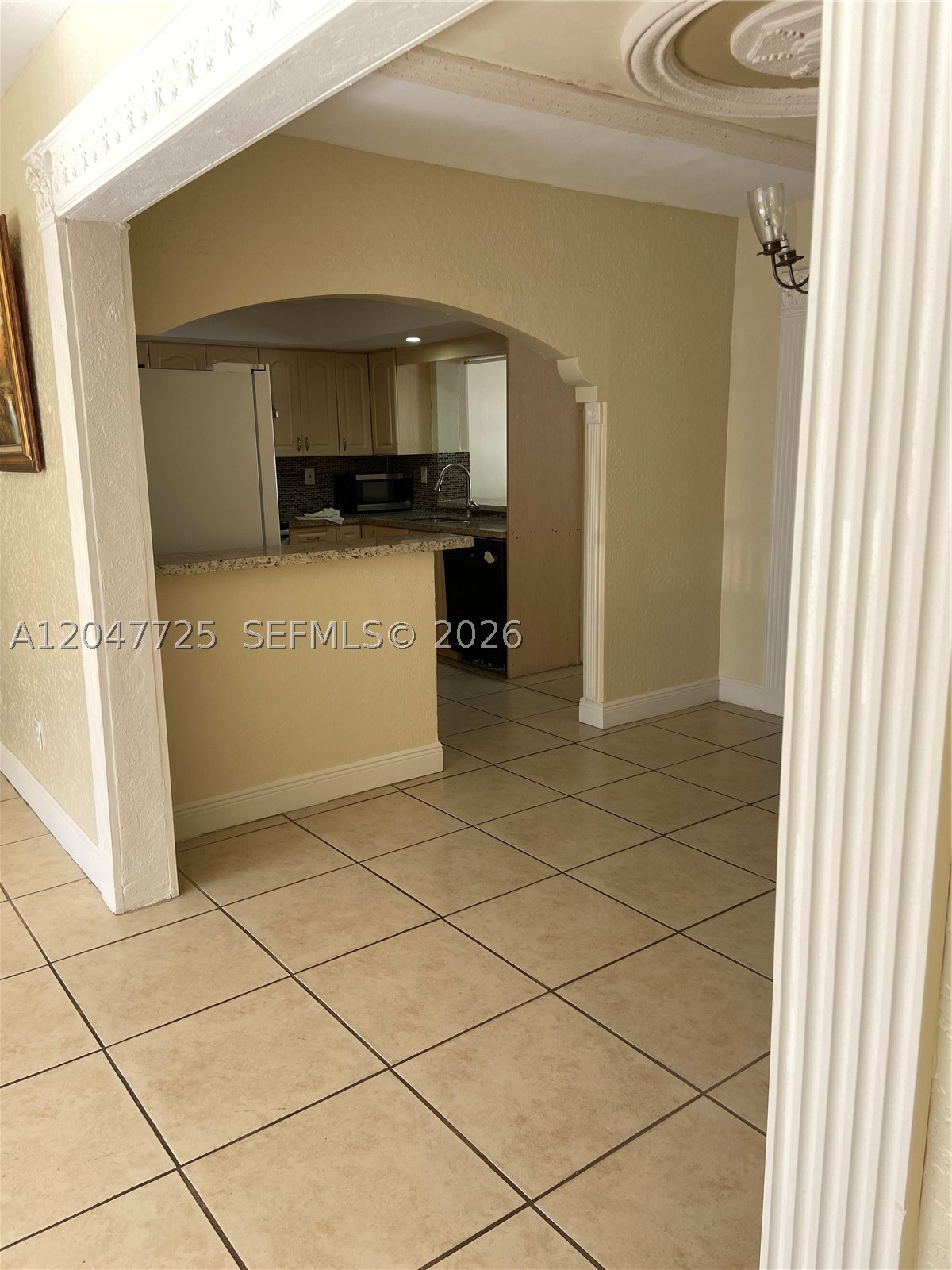800 NW 76th Ave, Pembroke Pines FL 33024