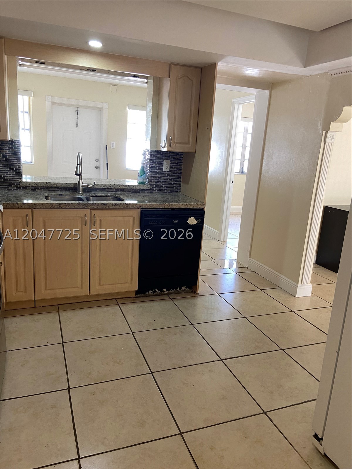 800 NW 76th Ave, Pembroke Pines FL 33024