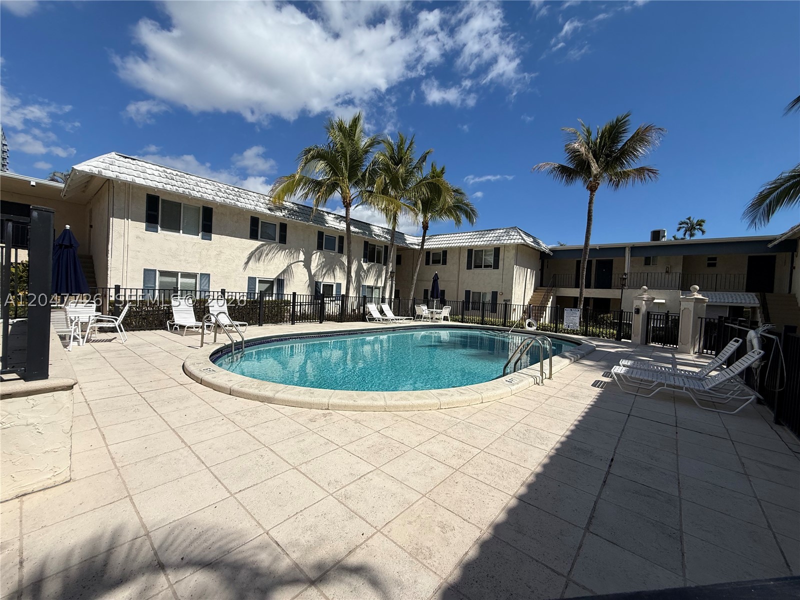 8607 SW 68th Ct #24, Pinecrest FL 33156