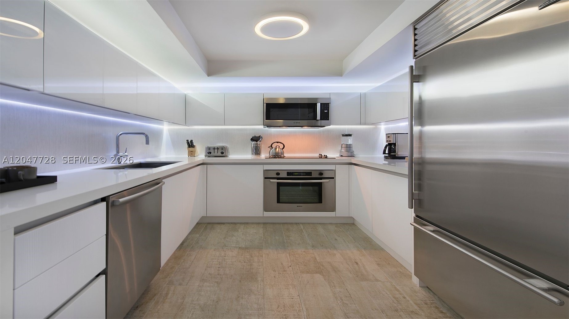 102 24th St #1245, Miami Beach FL 33139