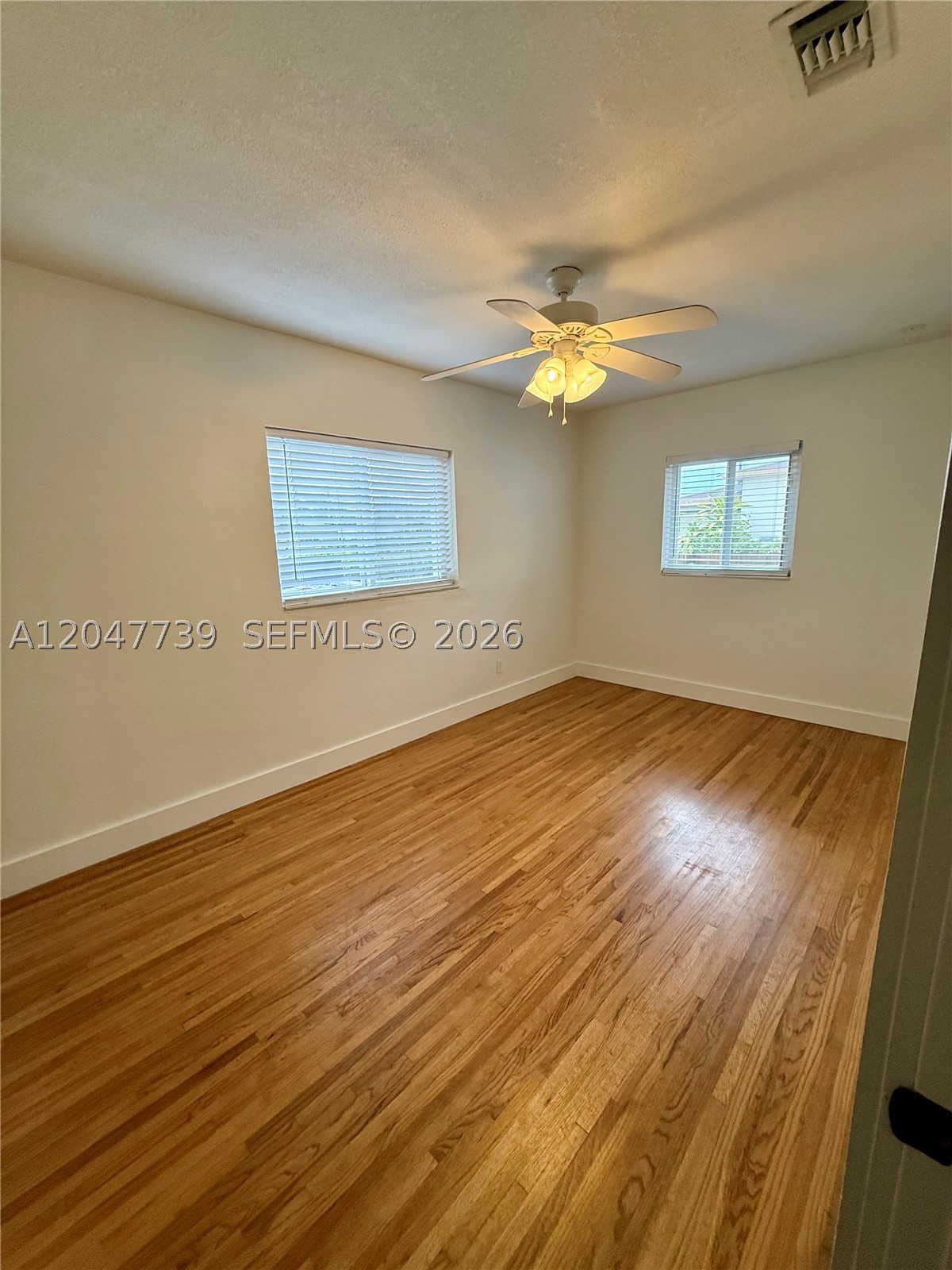 670 E 58th St, Hialeah FL 33013