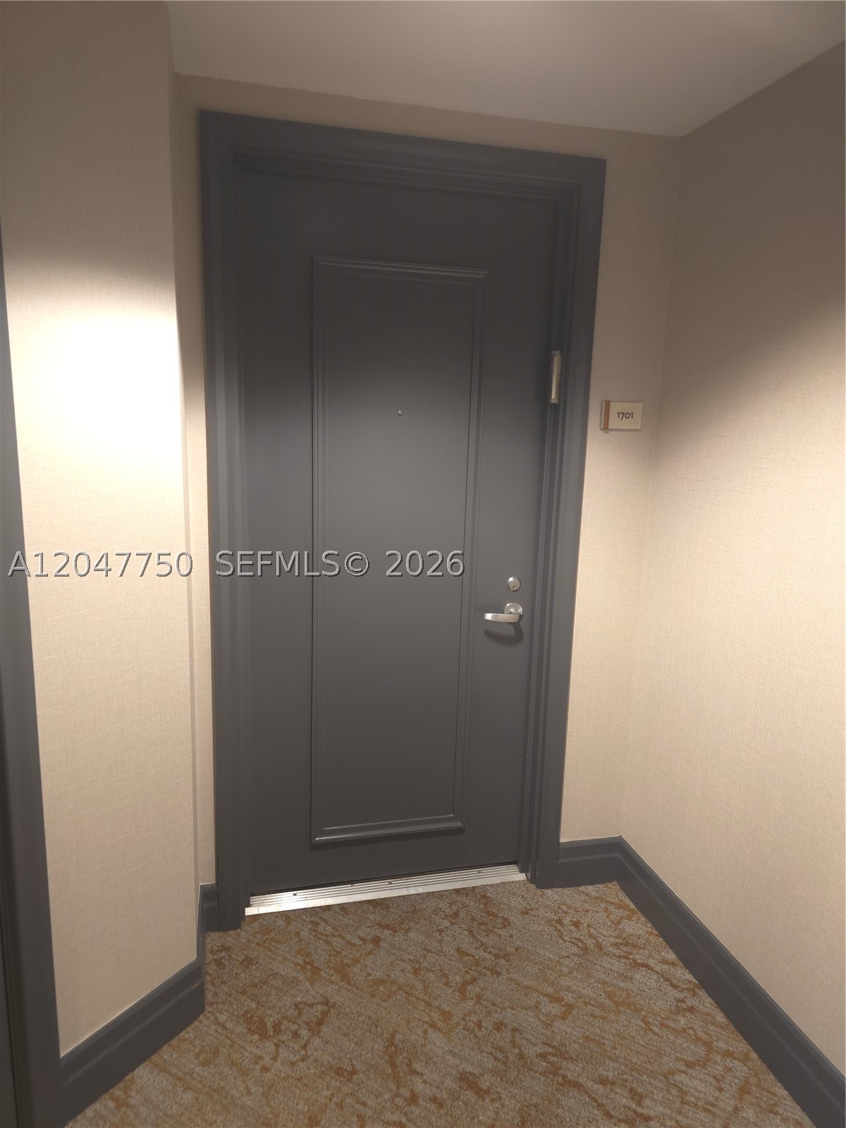 1060 Brickell Ave #1701, Miami FL 33131