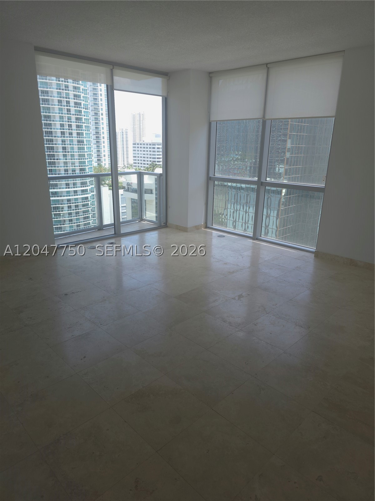 1060 Brickell Ave #1701, Miami FL 33131