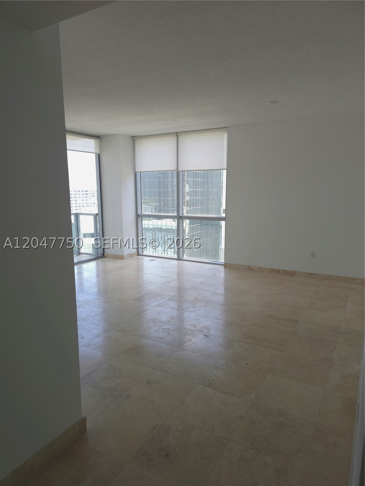 1060 Brickell Ave #1701, Miami FL 33131