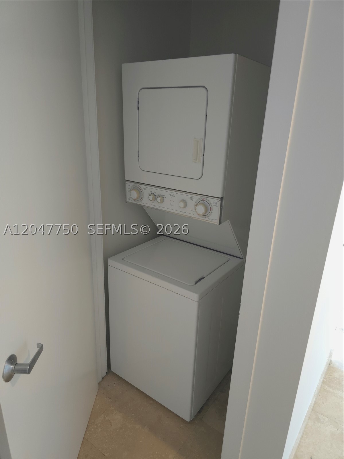 1060 Brickell Ave #1701, Miami FL 33131
