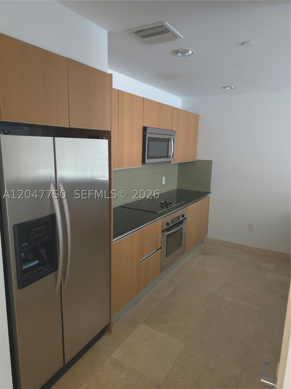 1060 Brickell Ave #1701, Miami FL 33131