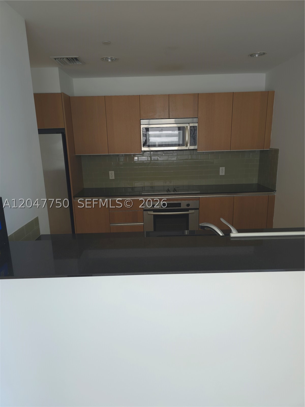 1060 Brickell Ave #1701, Miami FL 33131