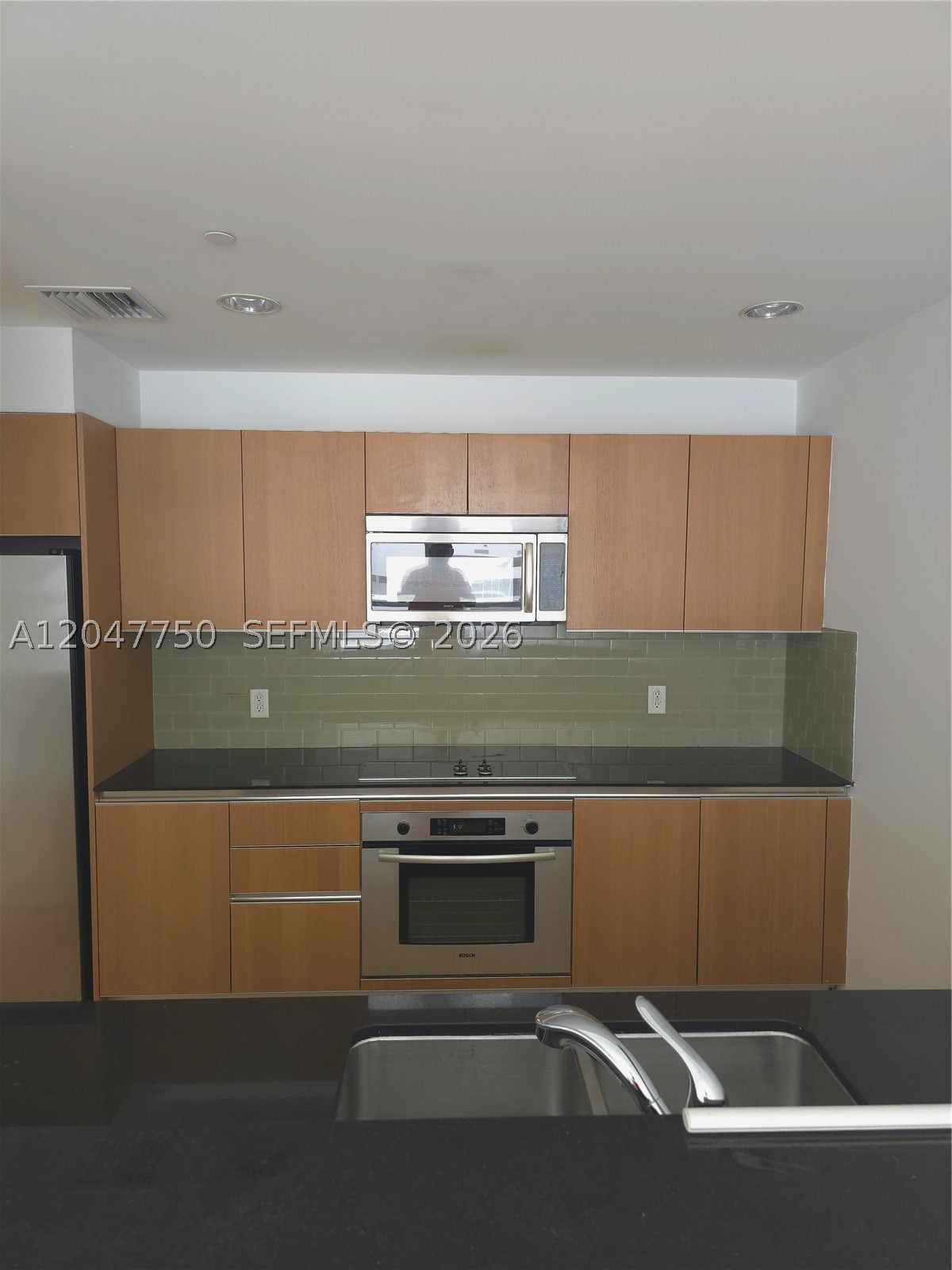 1060 Brickell Ave #1701, Miami FL 33131