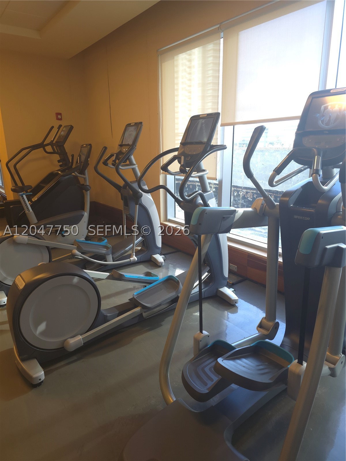 1060 Brickell Ave #1701, Miami FL 33131