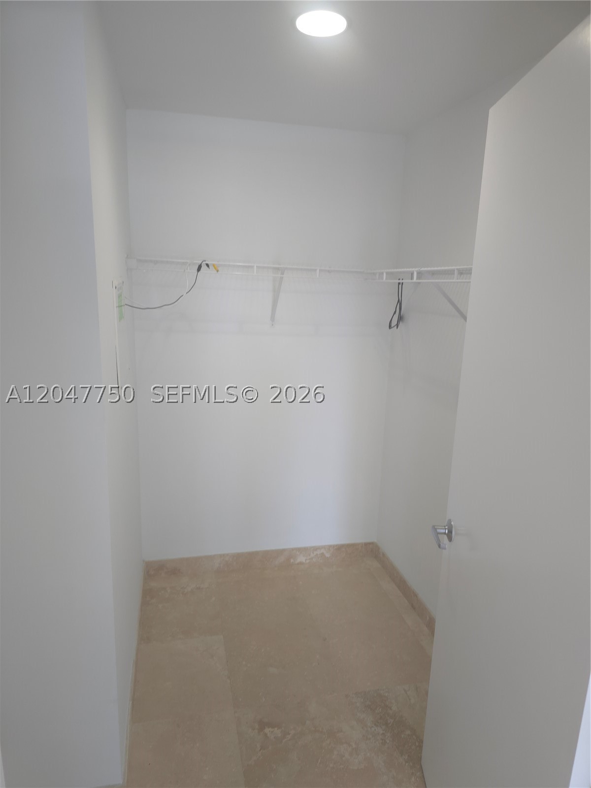 1060 Brickell Ave #1701, Miami FL 33131