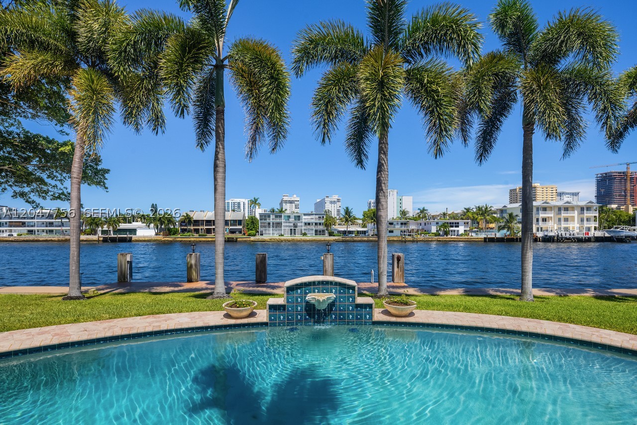 600 SE 28th Ave, Pompano Beach FL 33062