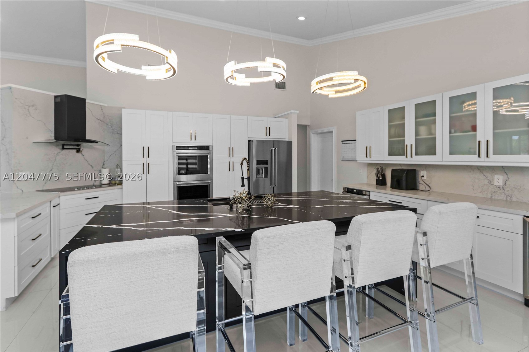1530 W Lacosta Dr W, Pembroke Pines FL 33027