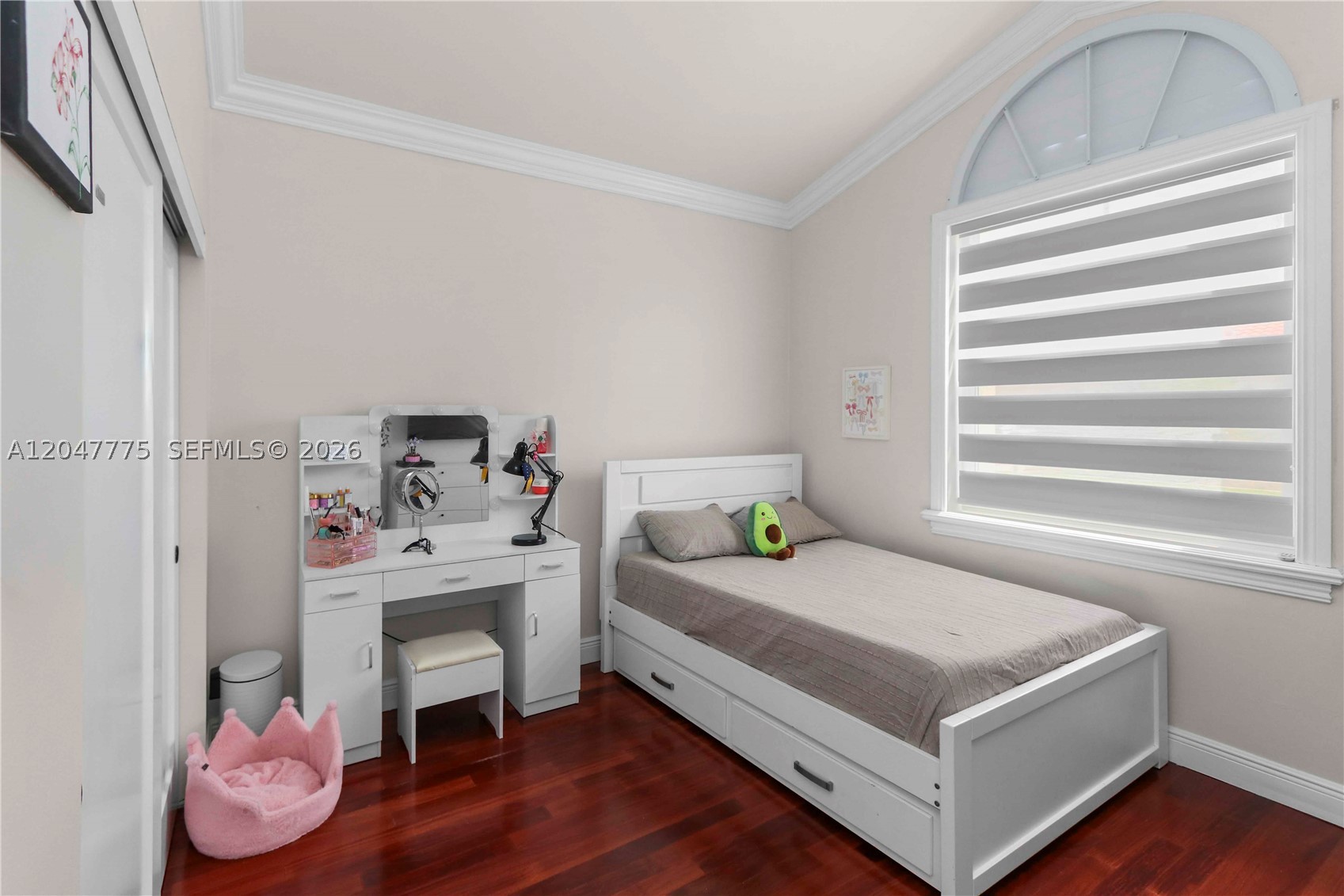 1530 W Lacosta Dr W, Pembroke Pines FL 33027