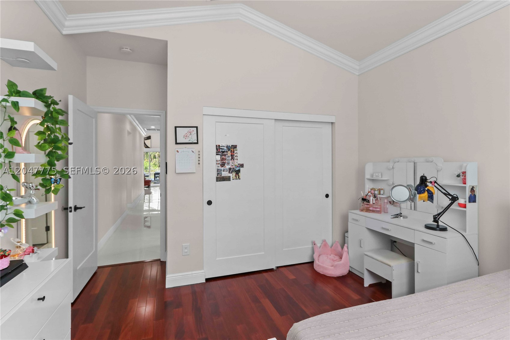 1530 W Lacosta Dr W, Pembroke Pines FL 33027