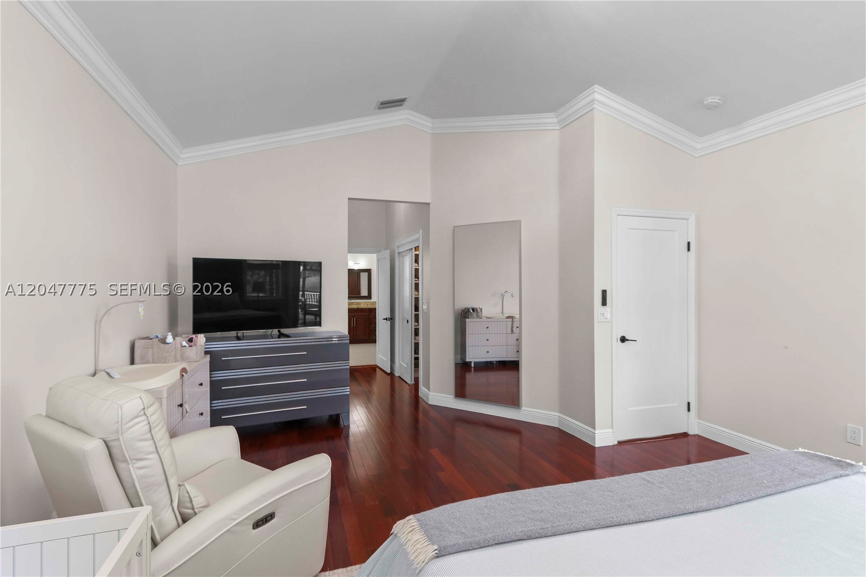 1530 W Lacosta Dr W, Pembroke Pines FL 33027