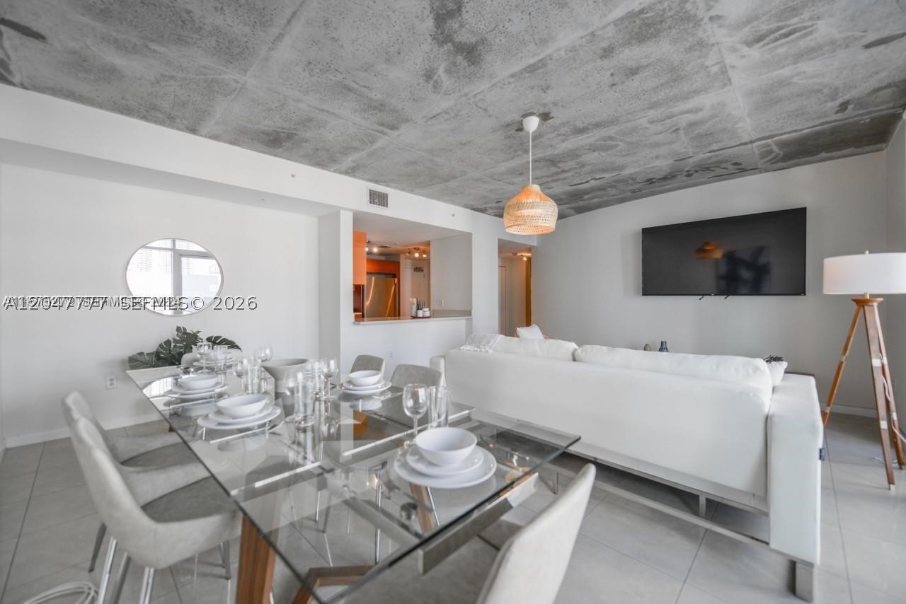 3250 NE 1st Ave #901, Miami FL 33137