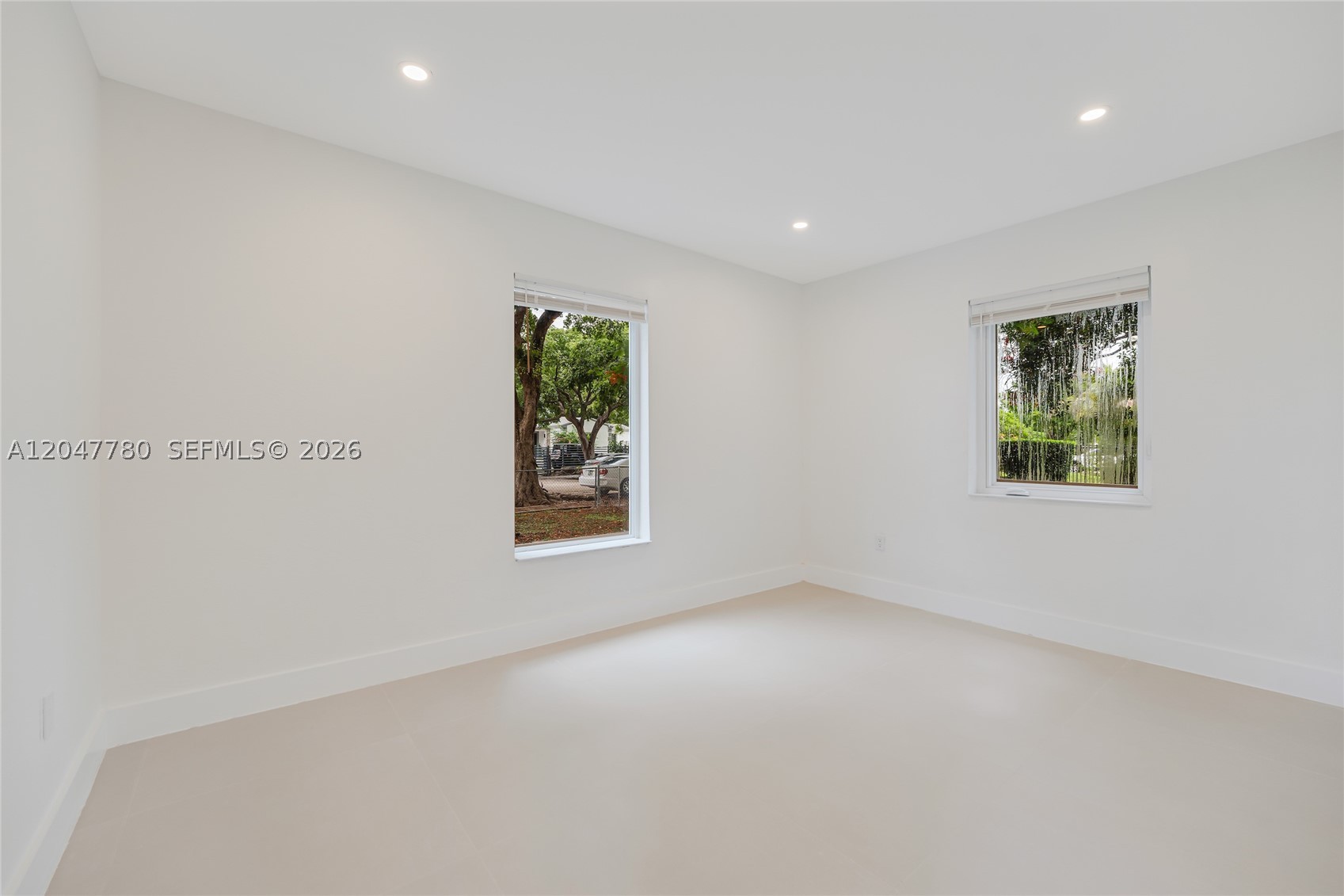 1070 NW 44th St, Miami FL 33127