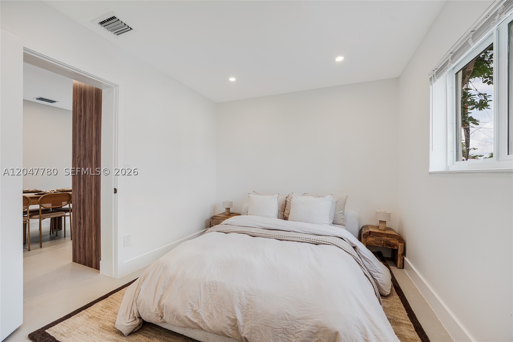 1070 NW 44th St, Miami FL 33127