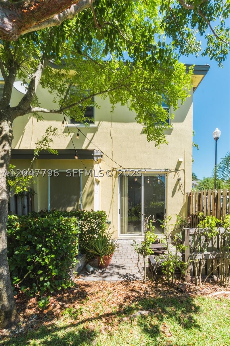 3065 SE 1 DR #1, Homestead FL 33033