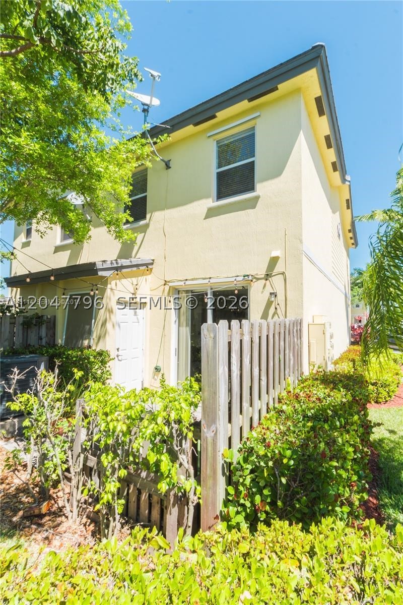 3065 SE 1 DR #1, Homestead FL 33033