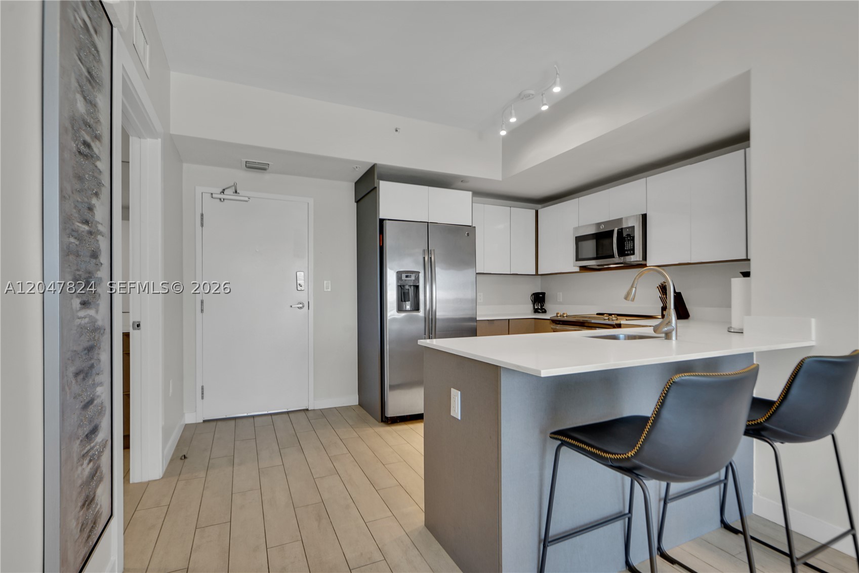 321 NE 26th St #806, Miami FL 33137