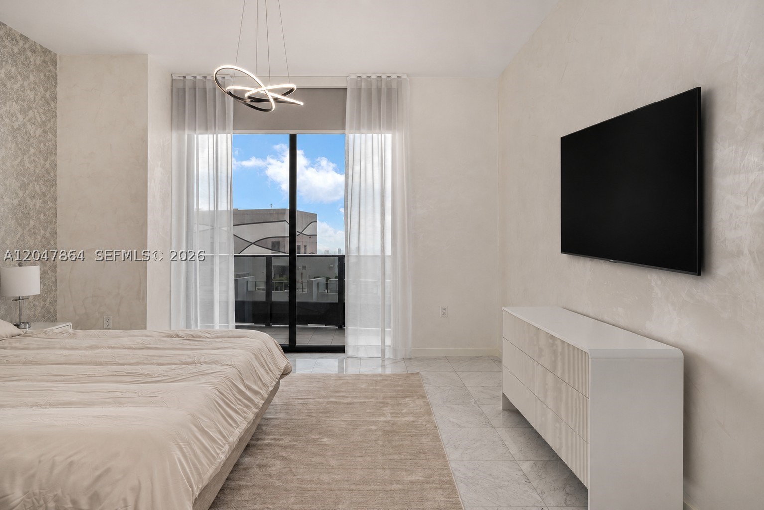 1000 Brickell Plz #PH5203, Miami FL 33131
