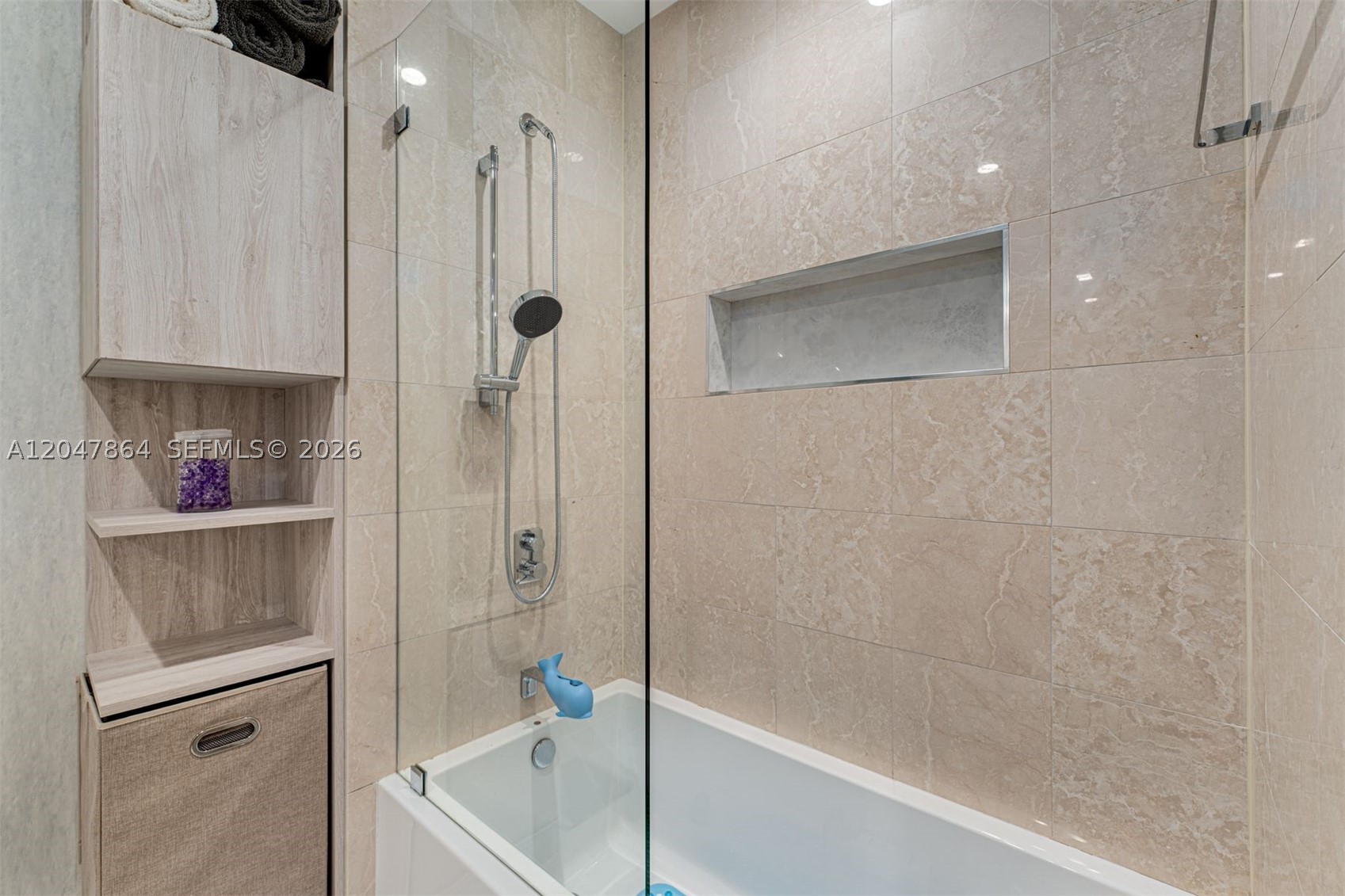 1000 Brickell Plz #PH5203, Miami FL 33131