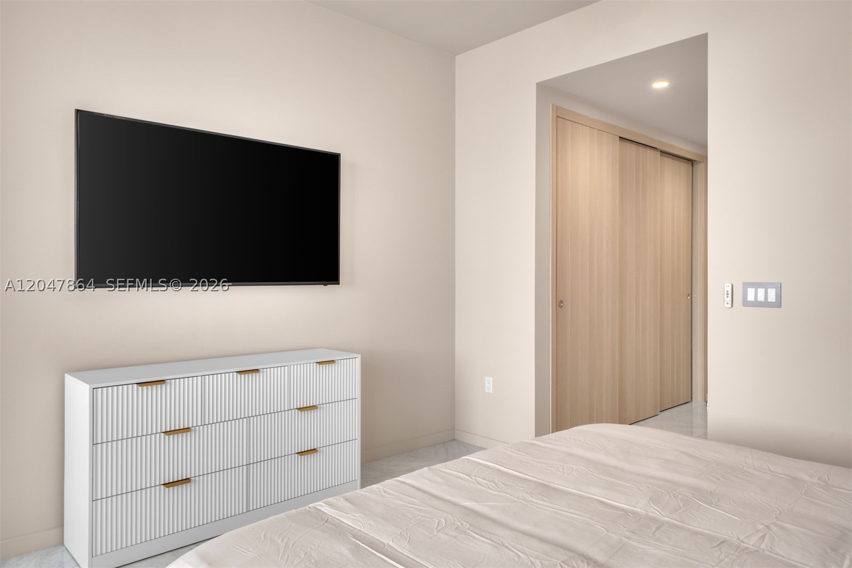1000 Brickell Plz #PH5203, Miami FL 33131