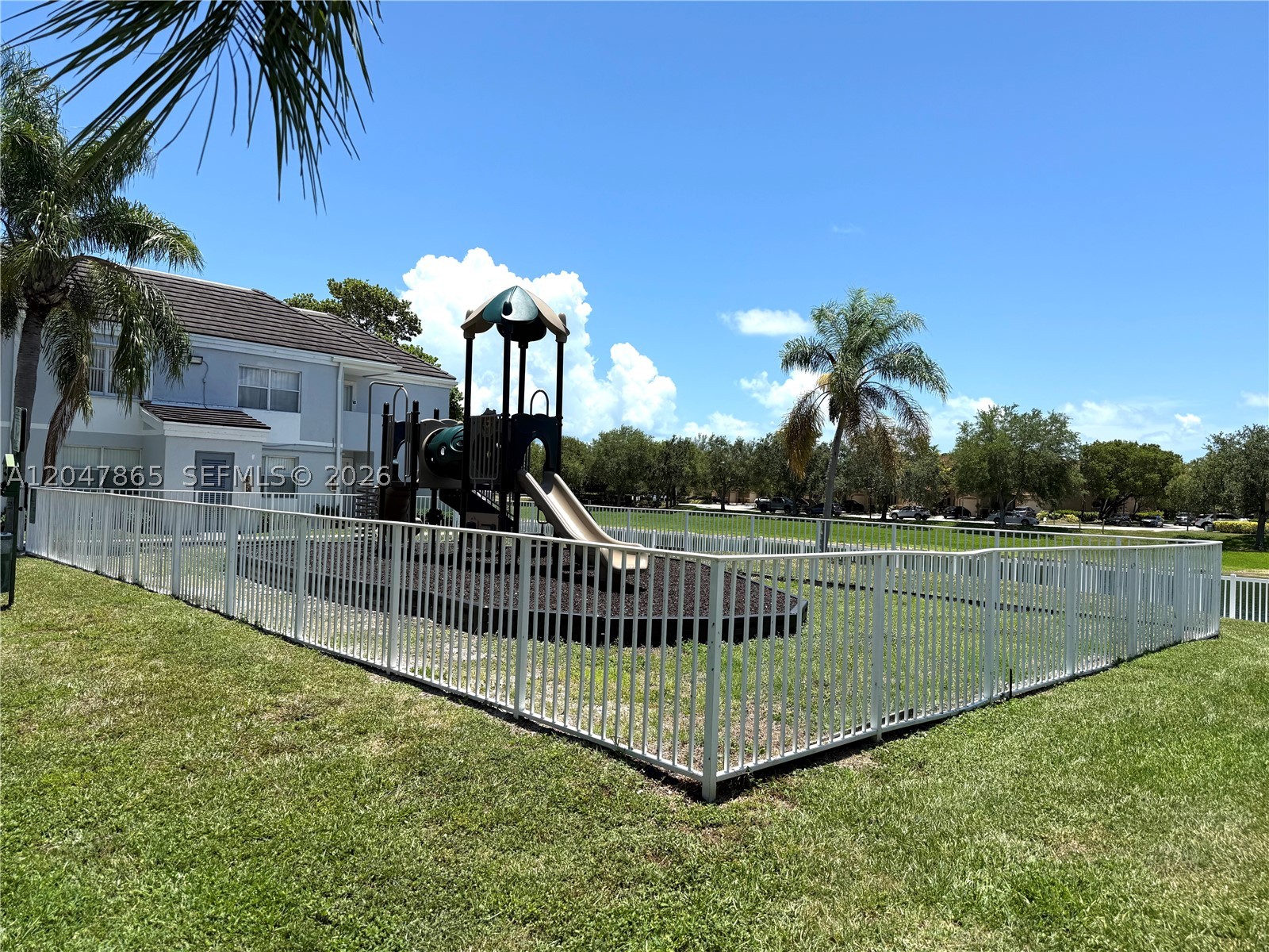 8500 SW 212th St #106, Cutler Bay FL 33189