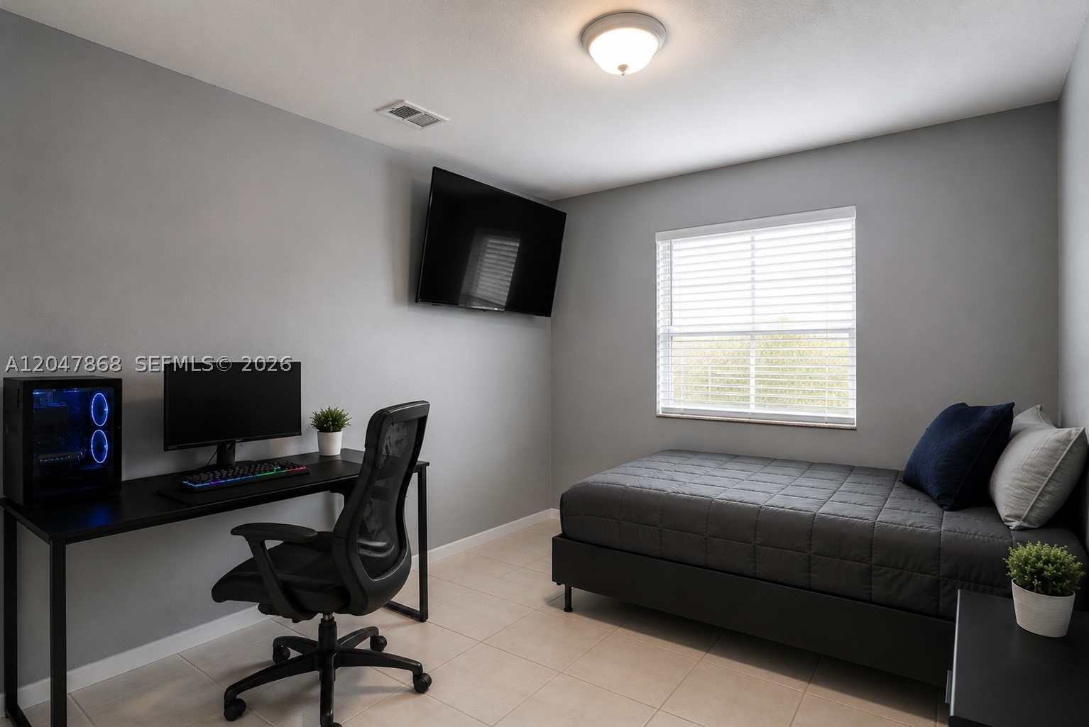 4230 NW 23rd Ct, Lauderhill FL 33313
