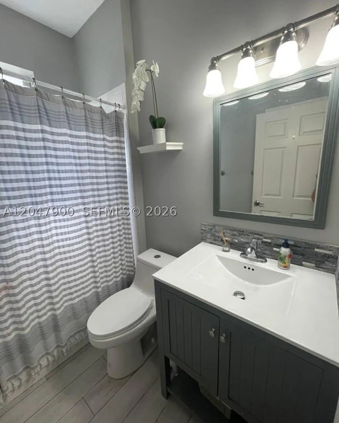 10644 Edinburgh St, Cooper City FL 33026