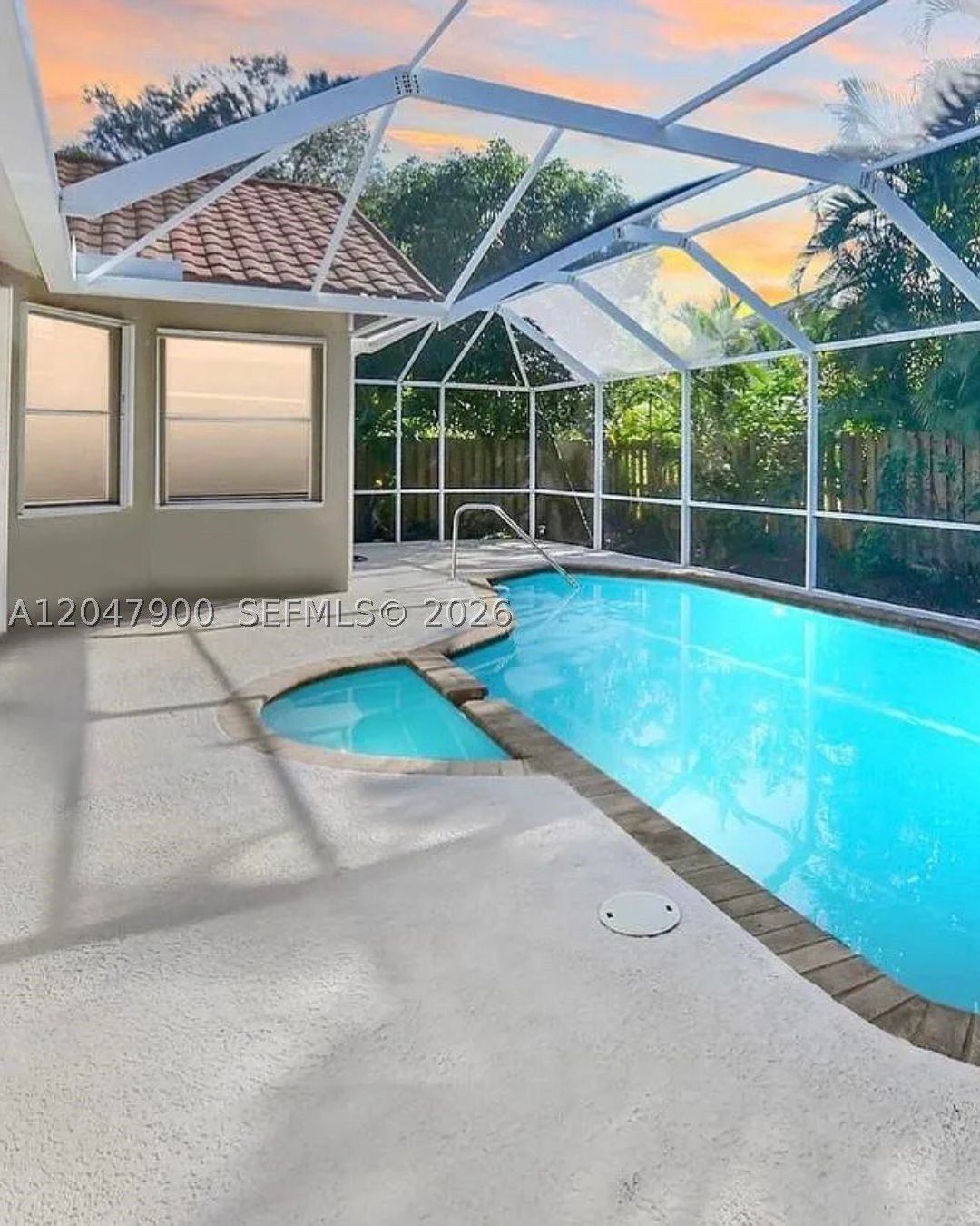 10644 Edinburgh St, Cooper City FL 33026