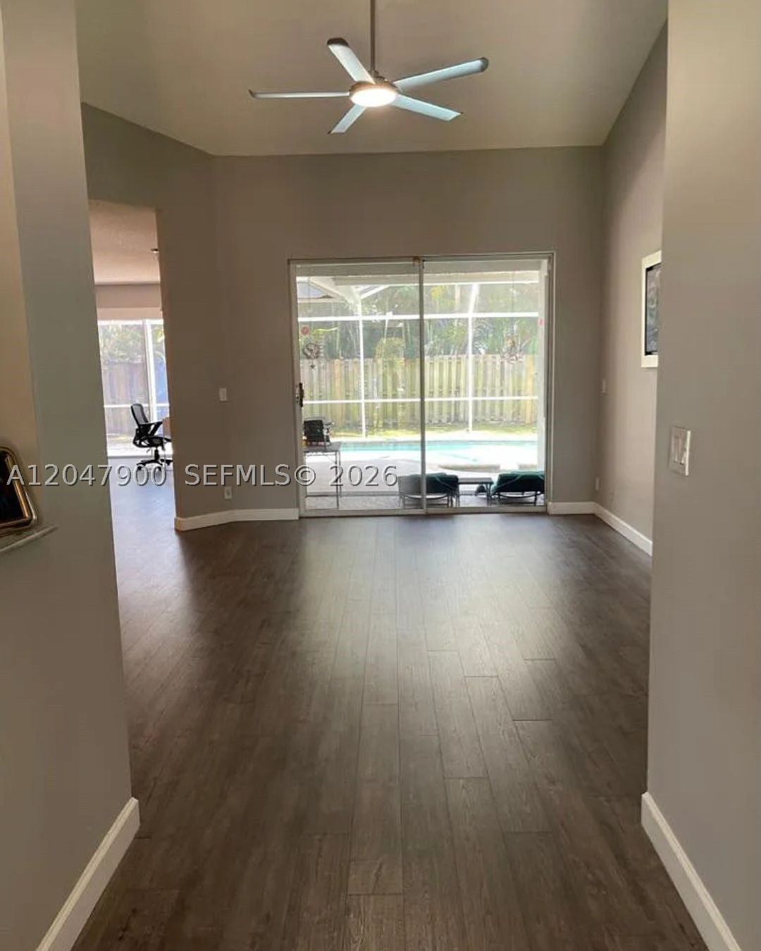 10644 Edinburgh St, Cooper City FL 33026