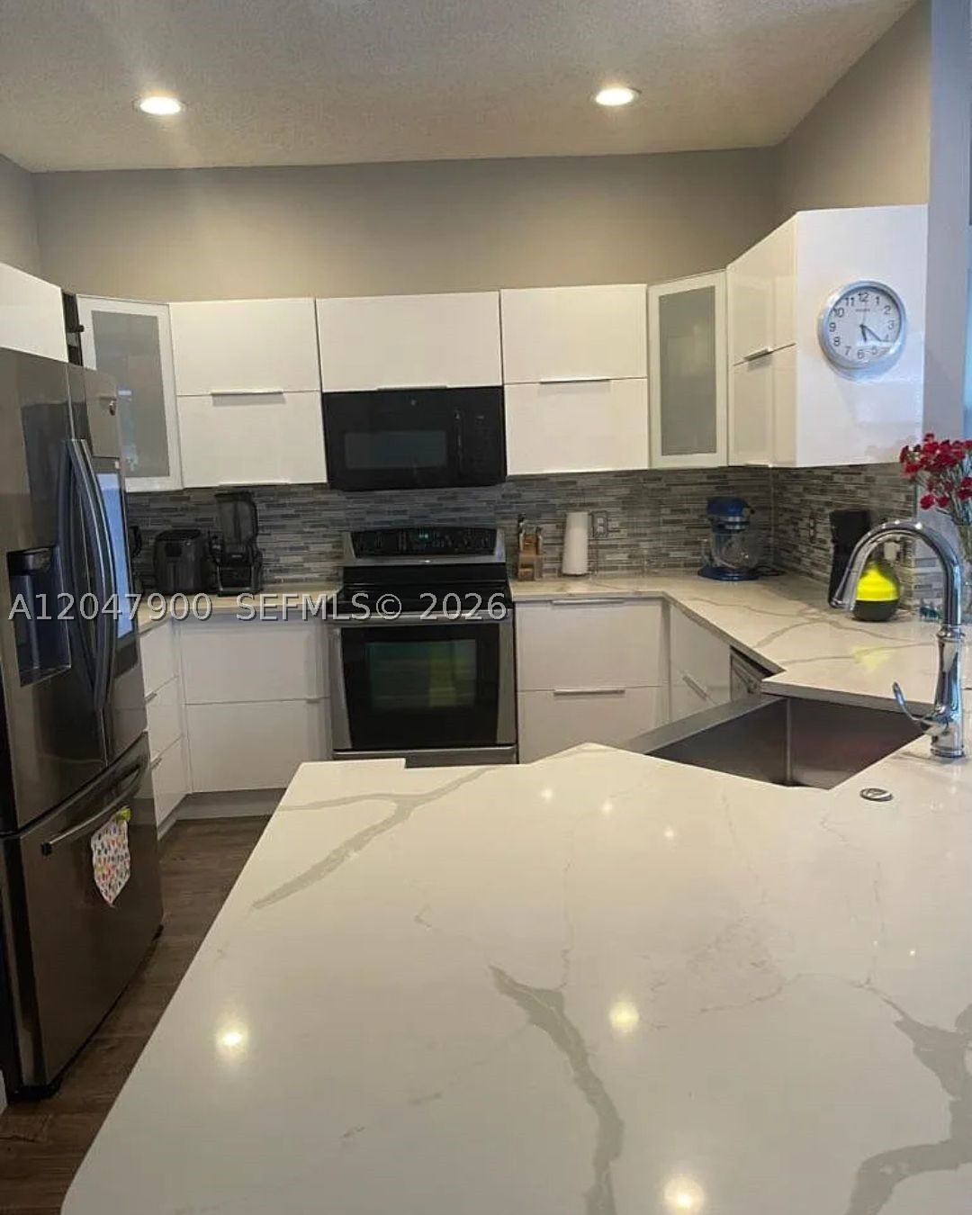 10644 Edinburgh St, Cooper City FL 33026