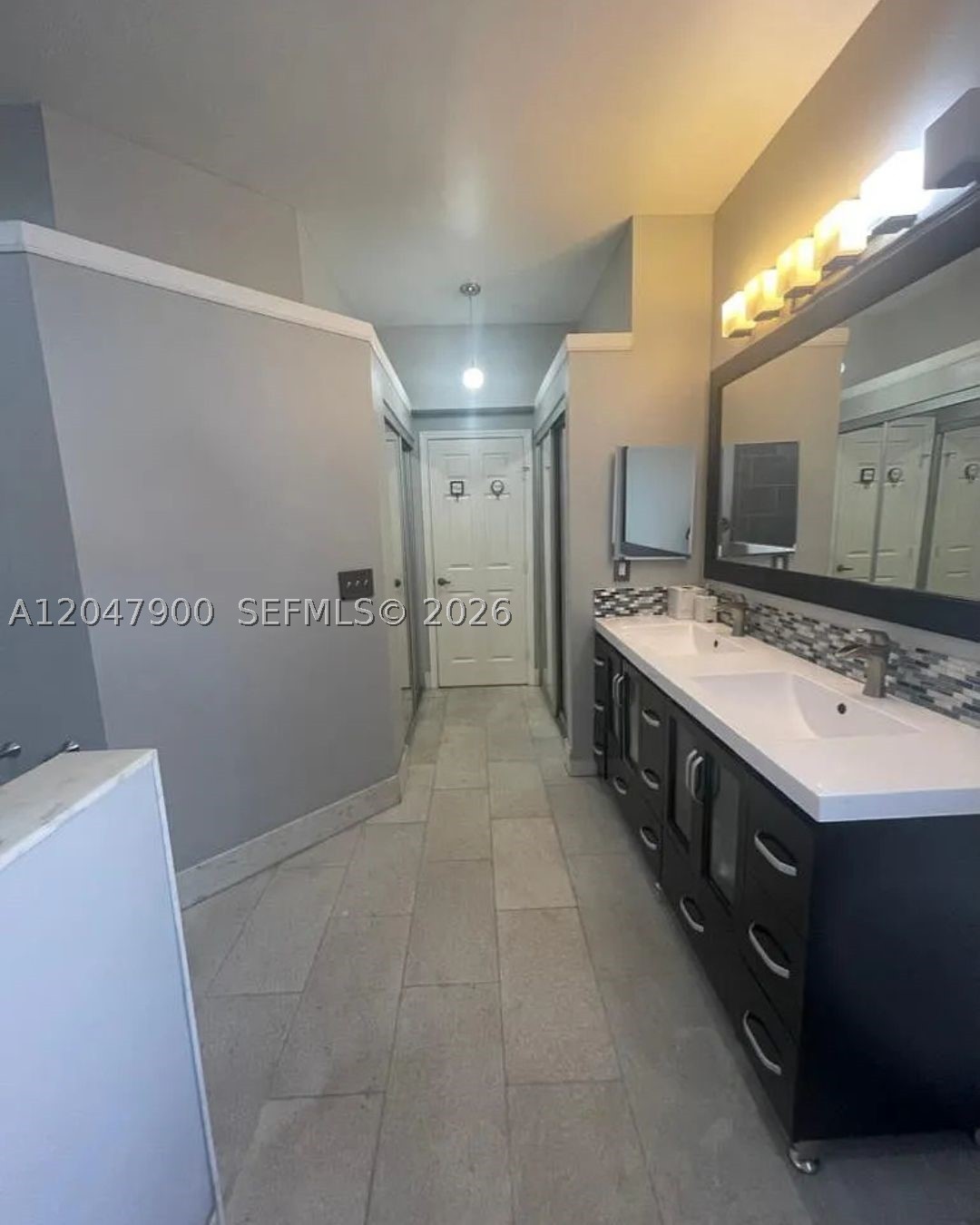 10644 Edinburgh St, Cooper City FL 33026